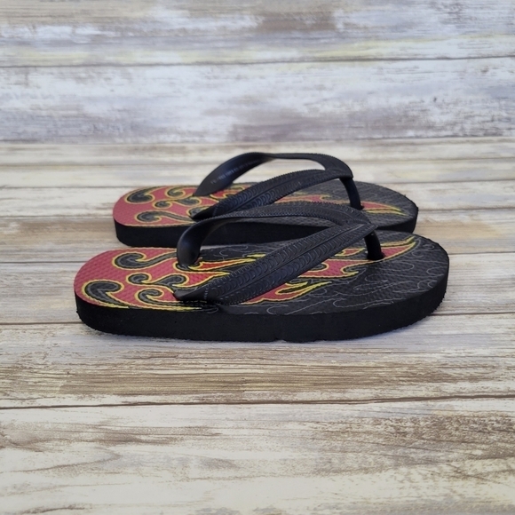 NWOT Toddler Boys Black & Orange Flame Print Flip Flops Thong Sandals Unbranded - Picture 2 of 7